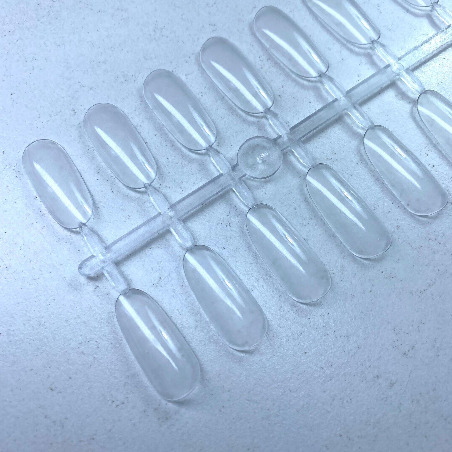 Tip ovale media clear per esercizi Nailart ed esposizione 24pz x 5 file