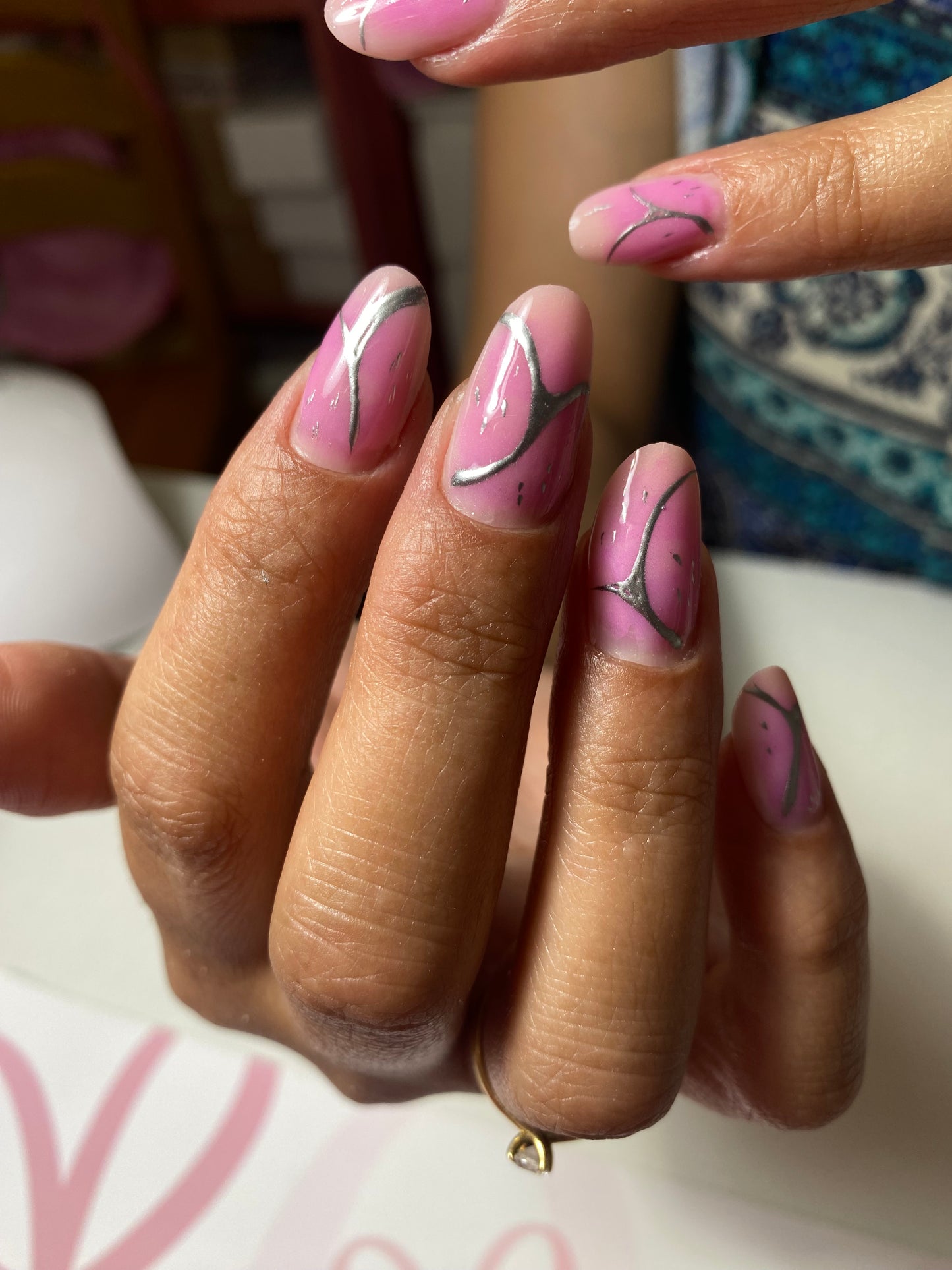 Chrome Silver Gel liner