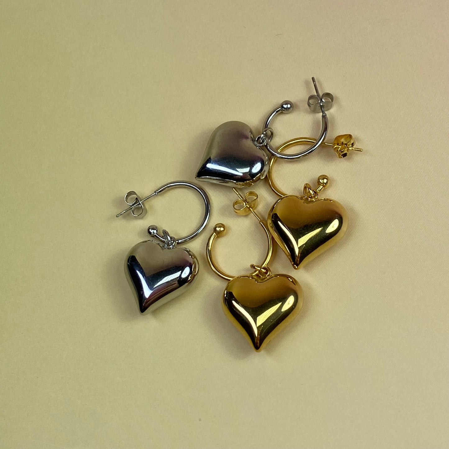 Orecchini cuore pendente- acciaio