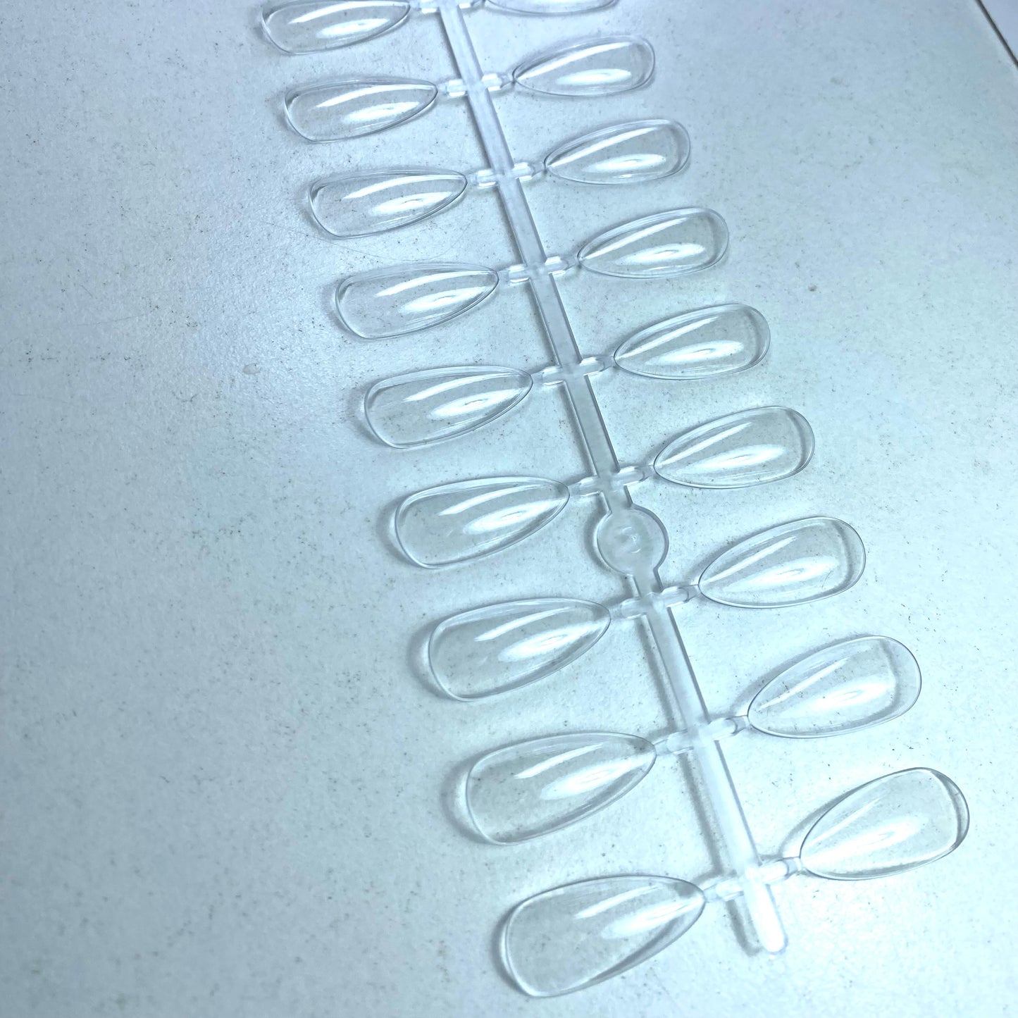 Tip mandorla media clear per esercizi Nailart e esposizione 24pz x 5 file