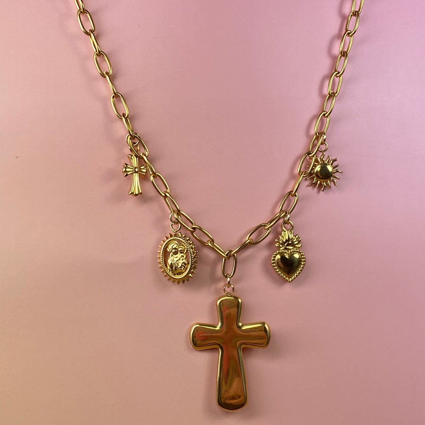 Collana con charm pendenti gold - croce - sole - cuore - acciaio jewels