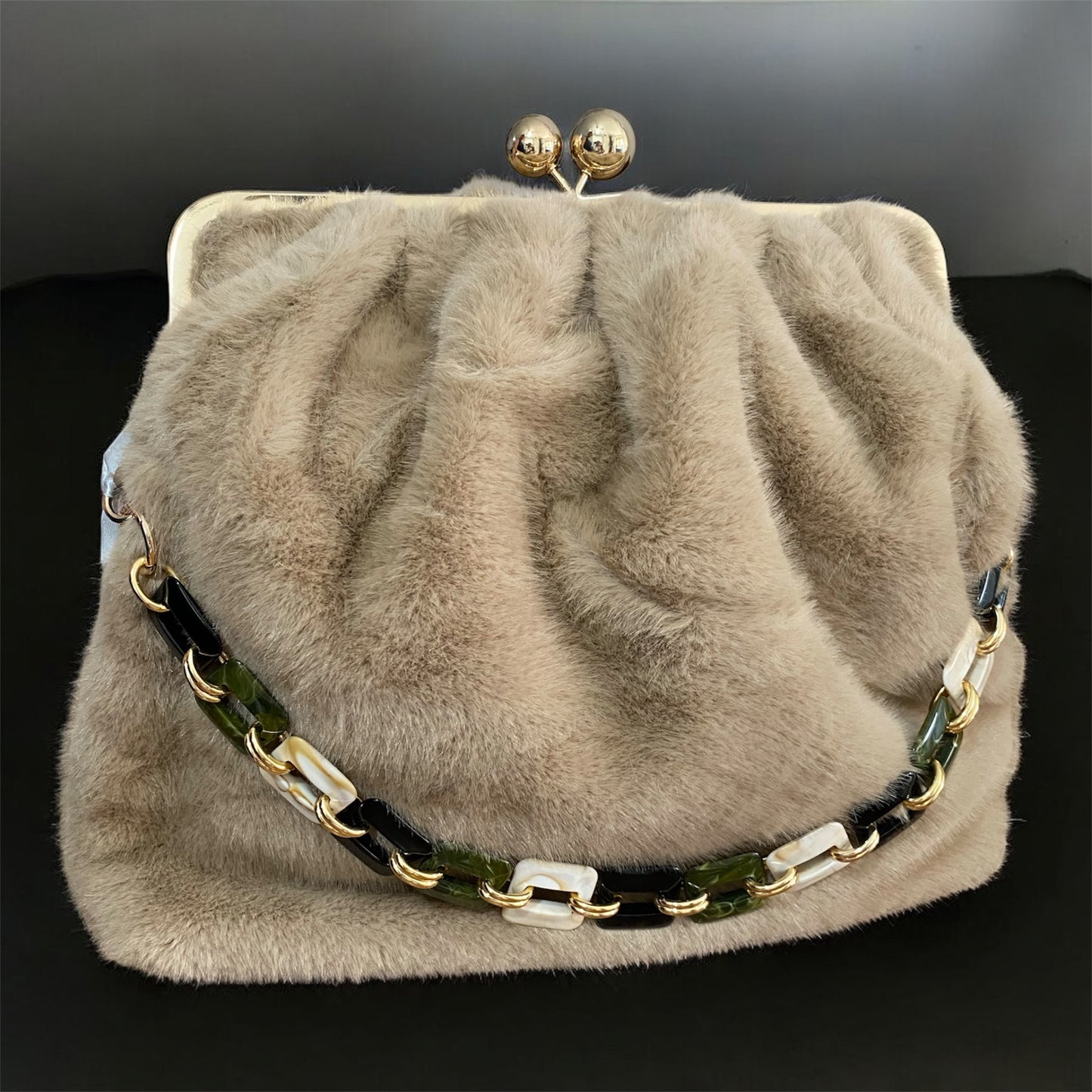 Borsa peluche con chiusura clutch - con 2 tracolle