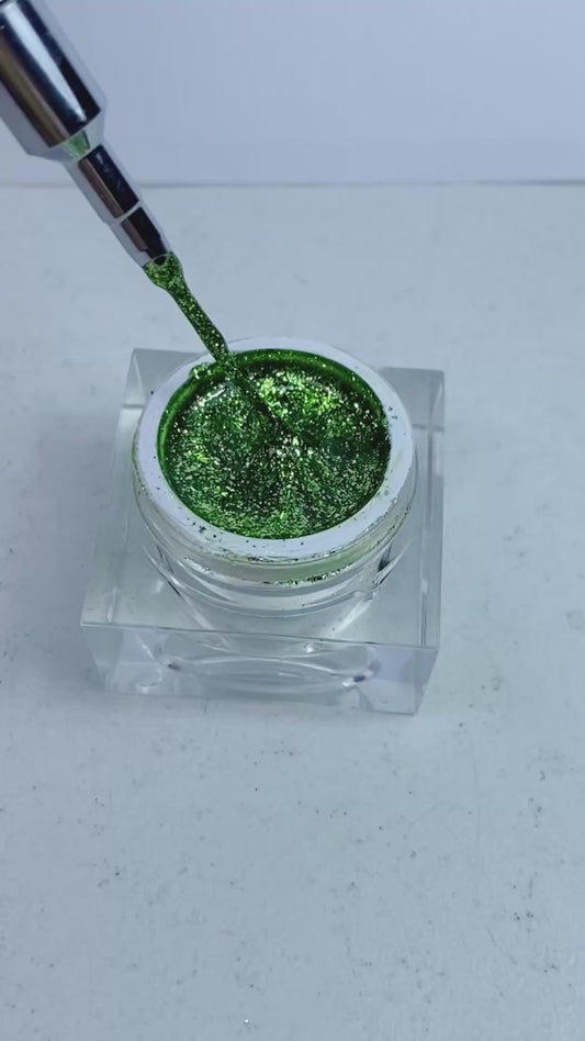 Platinum glitter gel liner Green